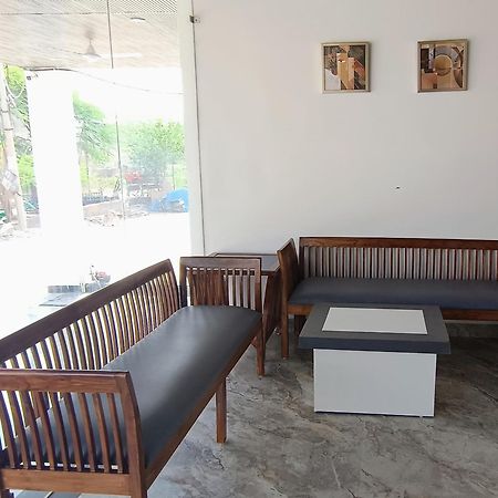 Hotel Green Vegas Faridabad Esterno foto