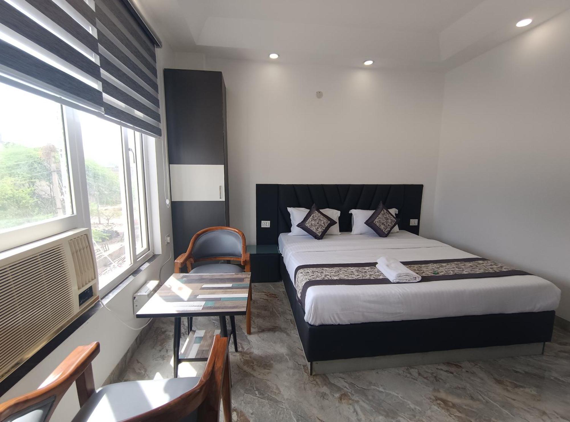 Hotel Green Vegas Faridabad Esterno foto